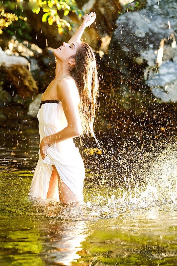 Marie Avgeropoulos in Bridgetown