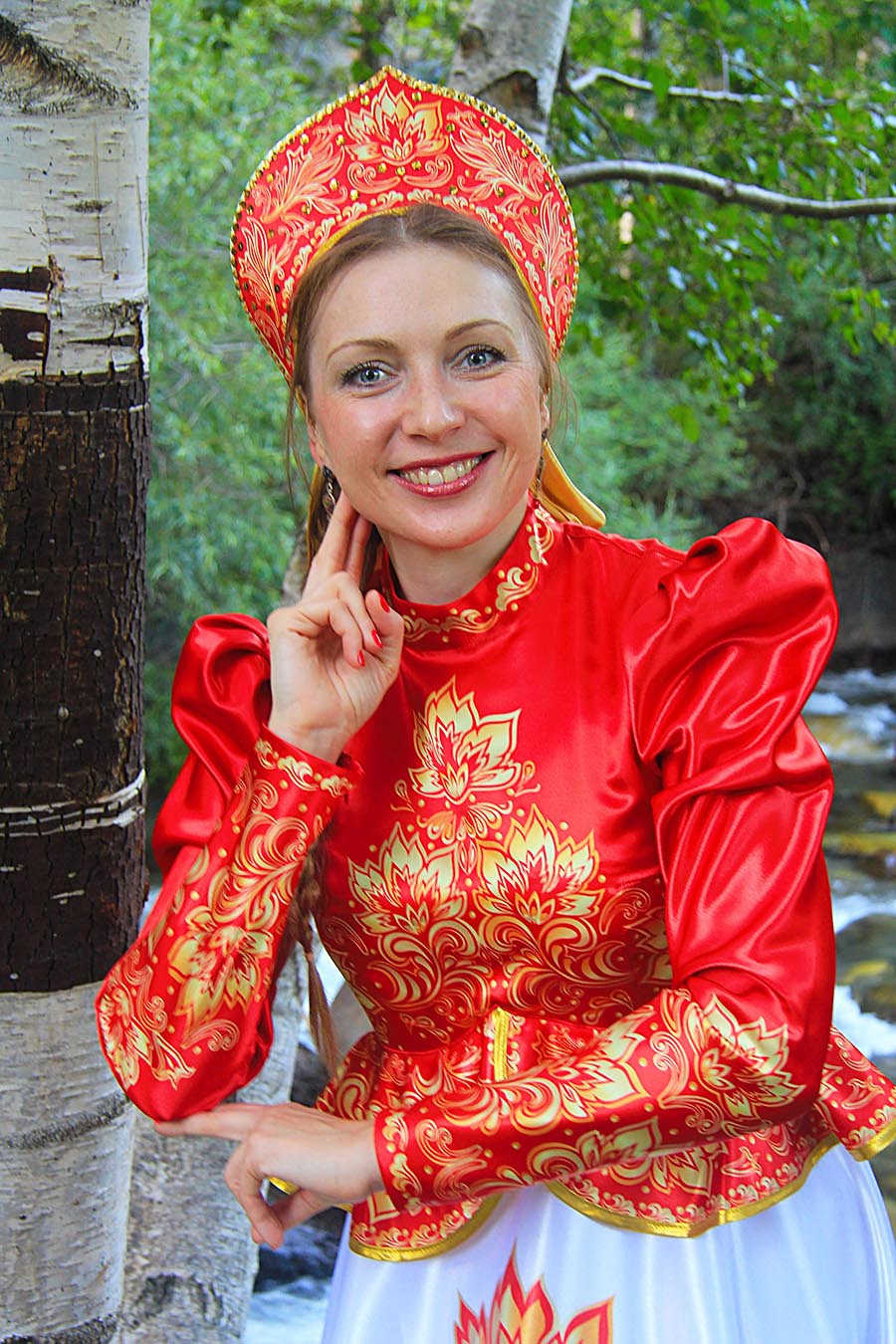 Women in Slavic costumes in Bridgetown