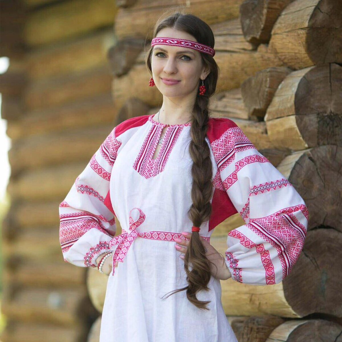 Girls in Slavic costumes in Bridgetown