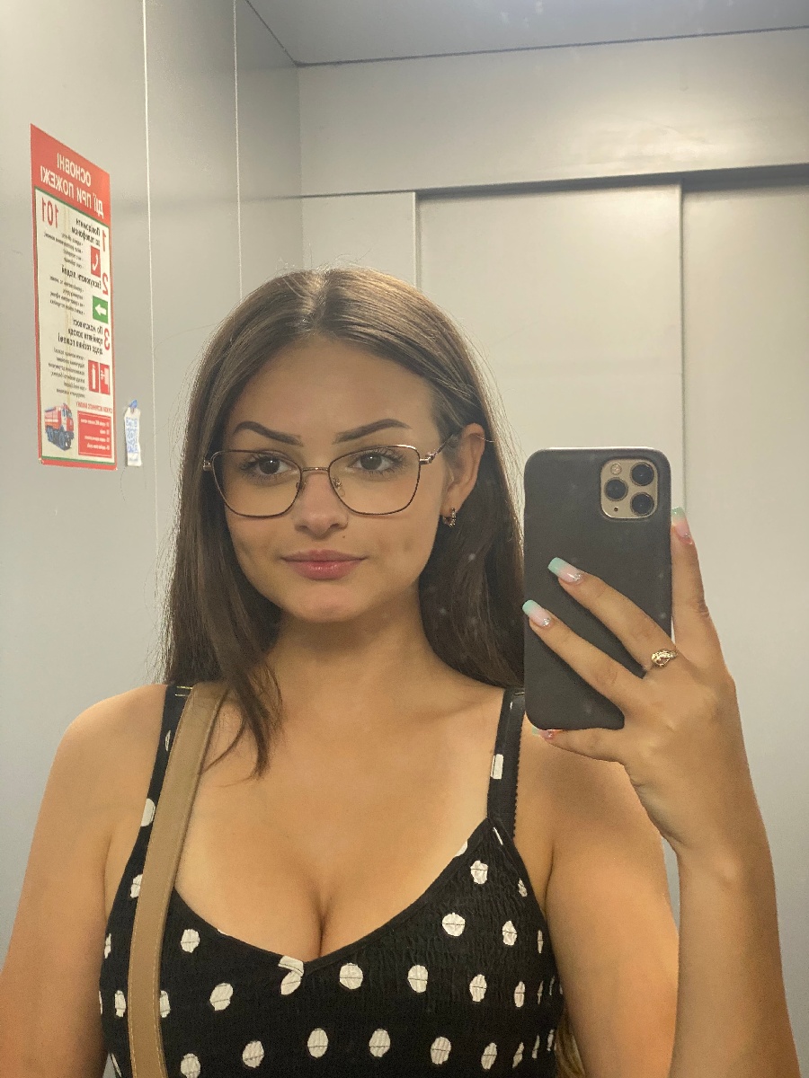 Sexy model Stacy in Bridgetown